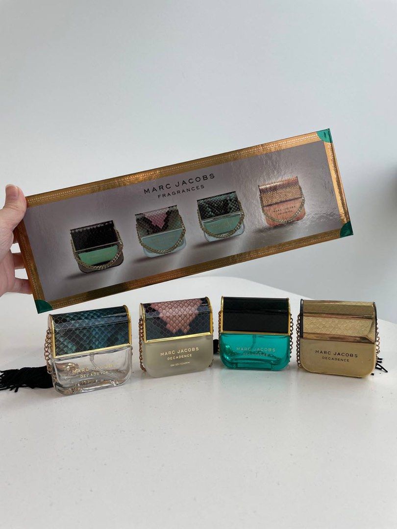 MARC JACOBS 4 IN 1 SET
